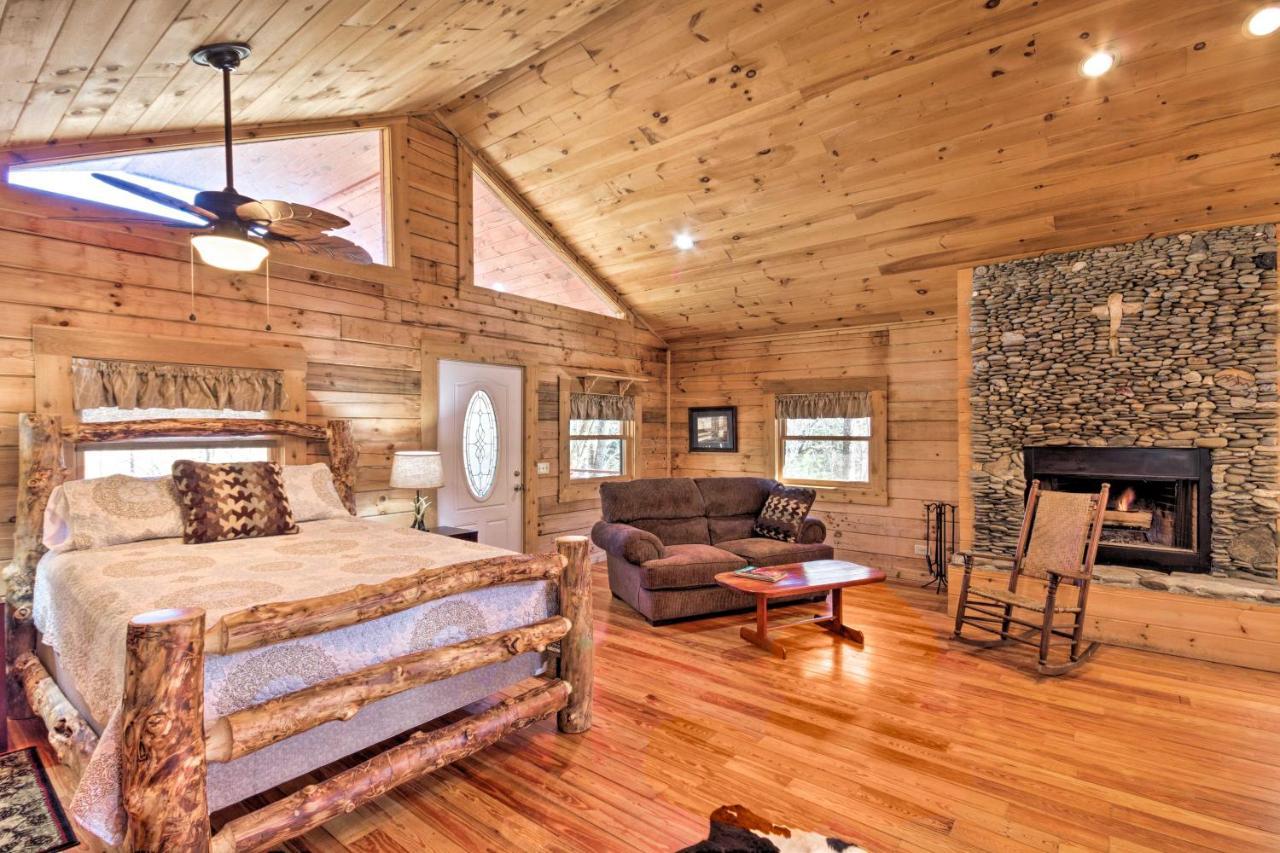 Bryson City Cabin With Wraparound Deck And Hot Tub Zewnętrze zdjęcie
